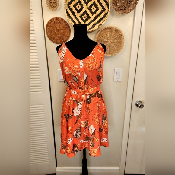 Floral Sleeveless Mini Dress - Picture 4 of 12